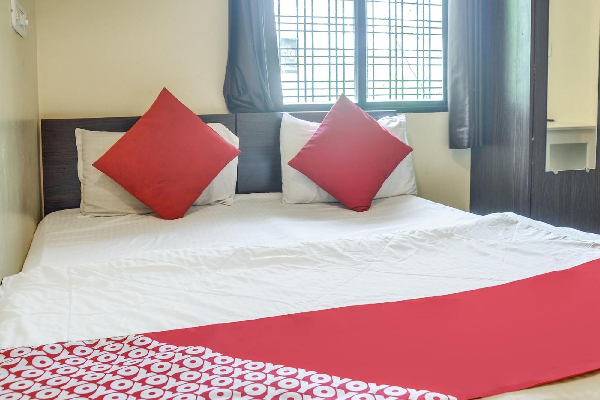 Hotel O Infinity Inn Nagpur Exteriör bild
