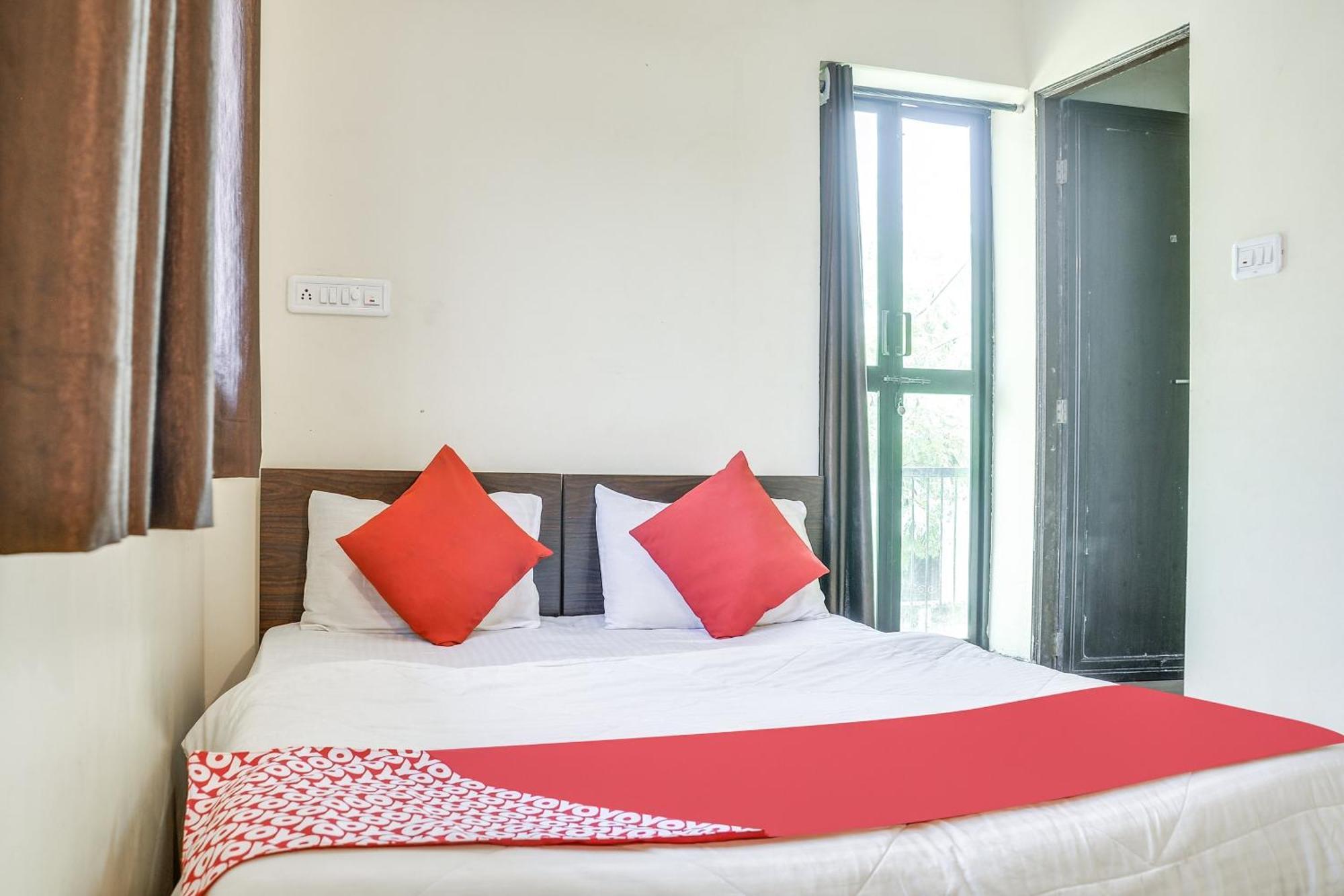 Hotel O Infinity Inn Nagpur Exteriör bild