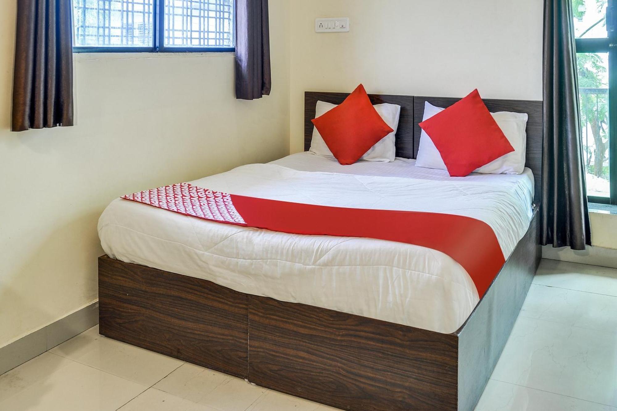 Hotel O Infinity Inn Nagpur Exteriör bild